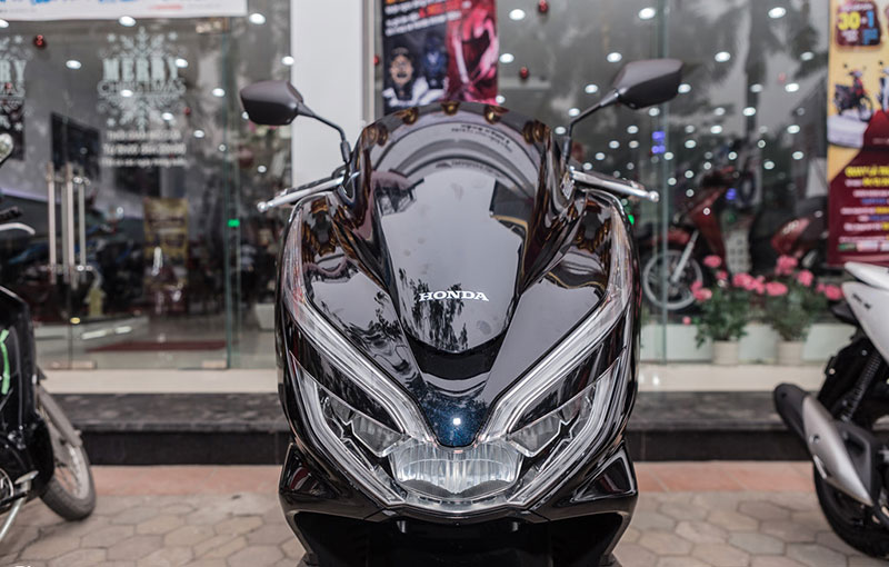 Chi tiết Honda PCX 2018 mới bán tại Việt Nam